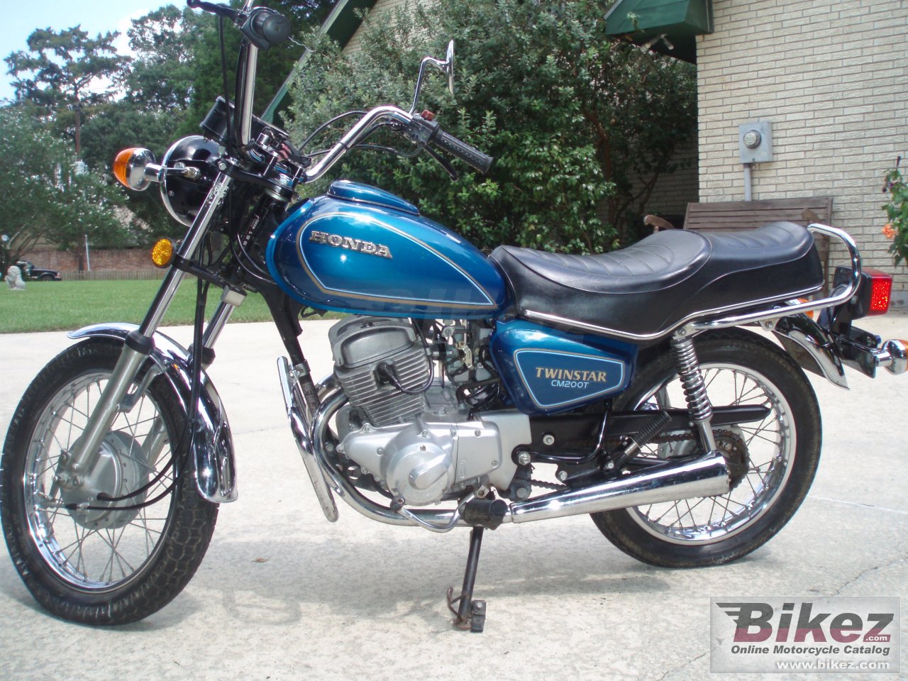 Big  cm 200 t picture and wallpaper from Bikez.com